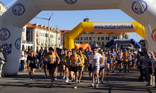 MARATONA CITTÀ DI CUNEO 2011 - FOTOGRAFIA DI EAFOTO.NET